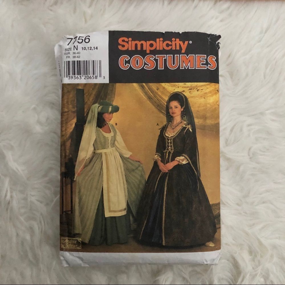 Simplicity Costumes Renaissance 7756 - Picture 2 of 9